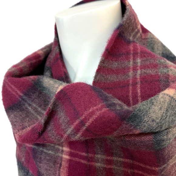 Rong Guan Tartan Wool Scarf – Burgundy & Grey Plaid - Picture 5 of 10
